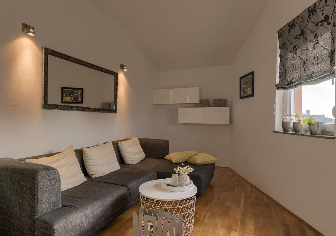 Apartment Leki - Newly Renovated, Modern City Spot Pula Bagian luar foto