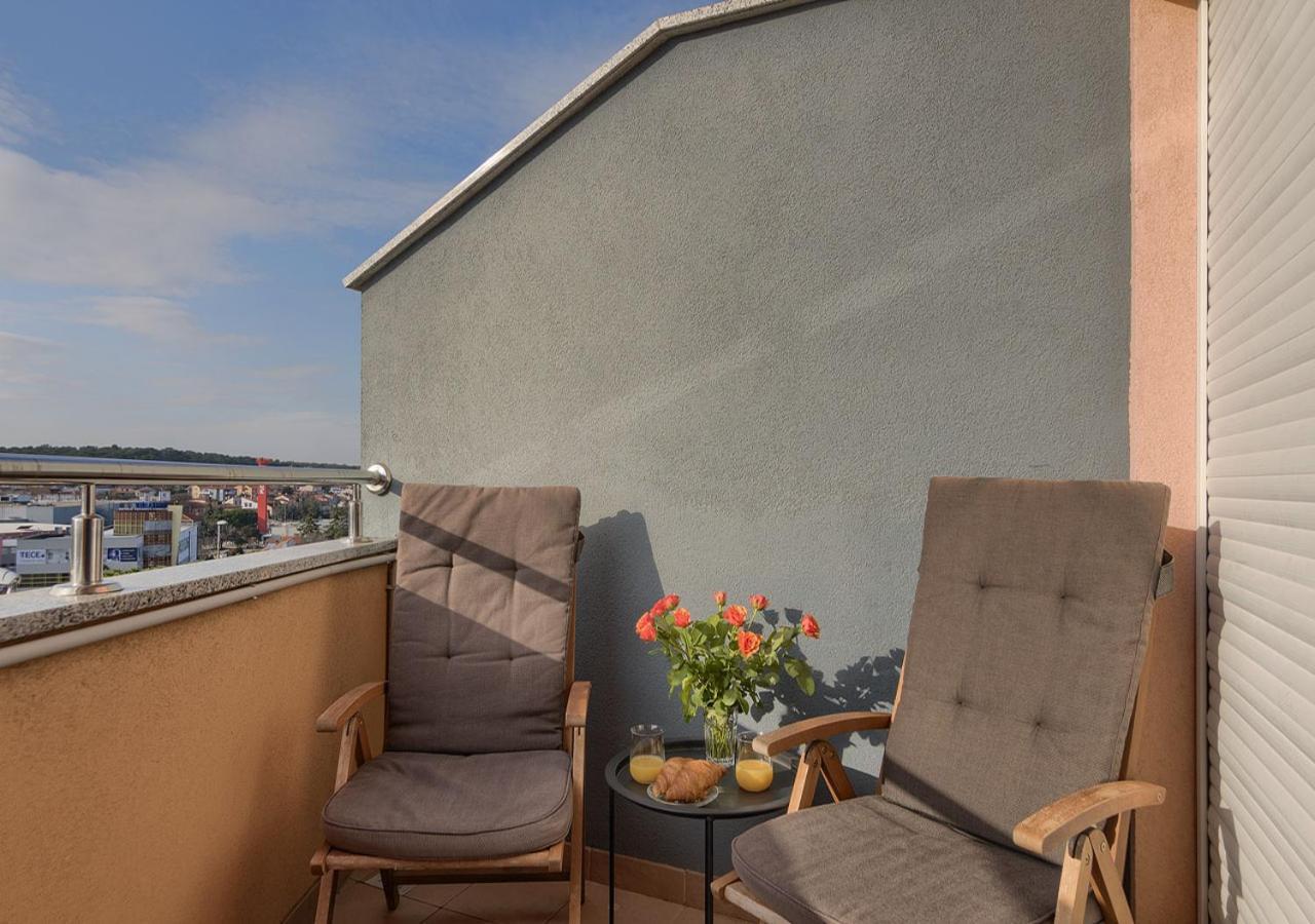 Apartment Leki - Newly Renovated, Modern City Spot Pula Bagian luar foto
