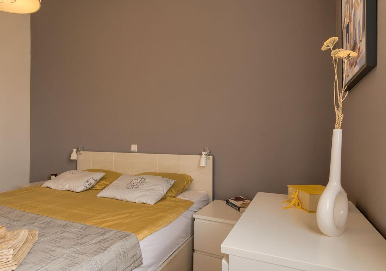 Apartment Leki - Newly Renovated, Modern City Spot Pula Bagian luar foto